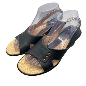 Sofft Slide Sandal Kitten Heels Women’s‎ Size 8M Navy Leather Open Toe Slingback